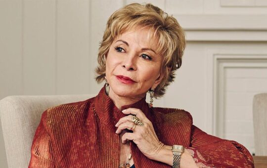 Fotografía genérica de la escritora chilena Isabel Allende