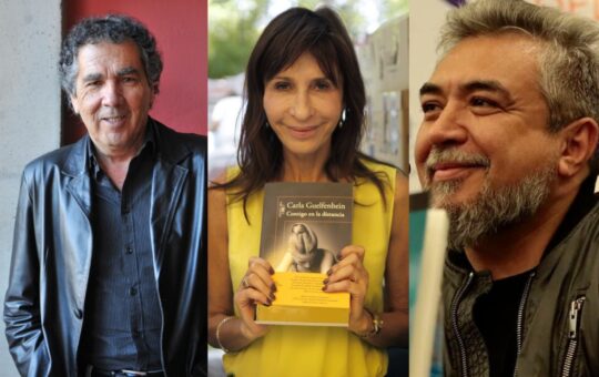 Una foto de los tres ganadores del Premio Alfaguara. Estos corresponden a Hernán Rivera Letelier, Carla Guelfenbein y Cristián Alarcón